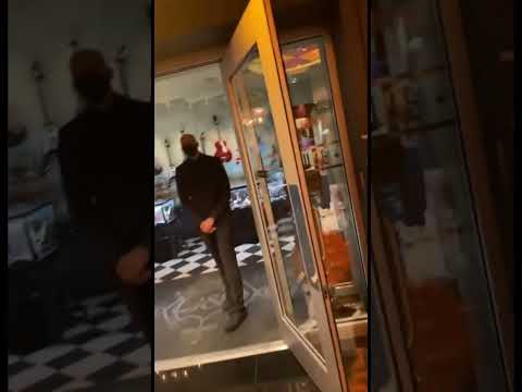 Beauty & Essex Speakeasy Restaurant Pawn Shop Cosmopolitan Hotel Las Vegas #foodie #speakeasy #vegas