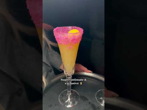 CHECK OUT THE NEWEST SPEAKEASY IN VEGAS INSIDE A 🍩 SHOP 📍 Easy’s at Proper Eats Food Hall in Aria