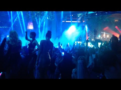 How To Get Free Entry To Las Vegas Clubs!