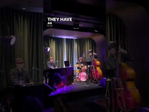 New Speakeasy in Las Vegas – Easys Cocktail Lounge | Local Adventurer #shorts