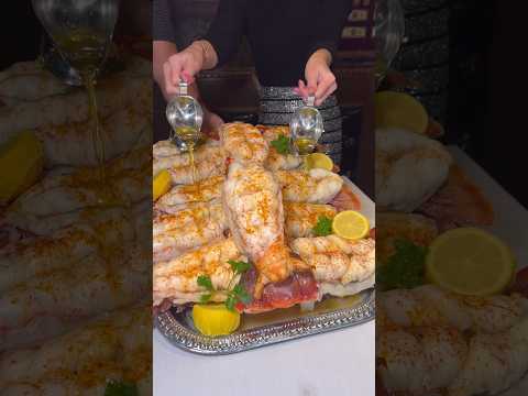 One of the OLDEST & BEST STEAKHOUSES in the COUNTRY! #steakhouse #lobster #seafood #lasvegas