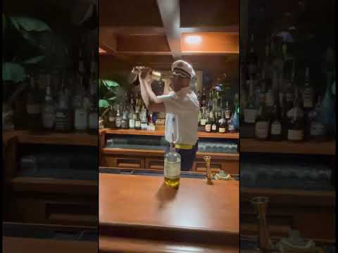 One of Vegas’ newest speakeasys is inside the Green Fairy Garden by Absinthe #vegas