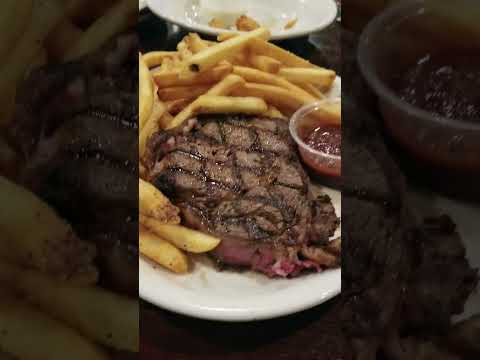 Super CHEAP EATS…Best STEAK Deal in Vegas!  💲🥩 #lasvegasfood #cheapeats #steak