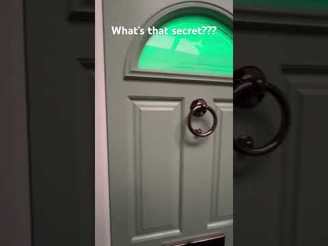 🧡💛💚🎵🎸Green Door by Ely born Shakin' Stevens! #shakinstevens #greendoor #compositedoors #cardiff