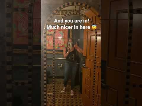 Secrets of a Las Vegas local  ☝️  Best Casino Bathrooms  Ep. #1 Bally's